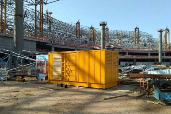 商河发电机出租如何判断空气滤清器是否需要更换？